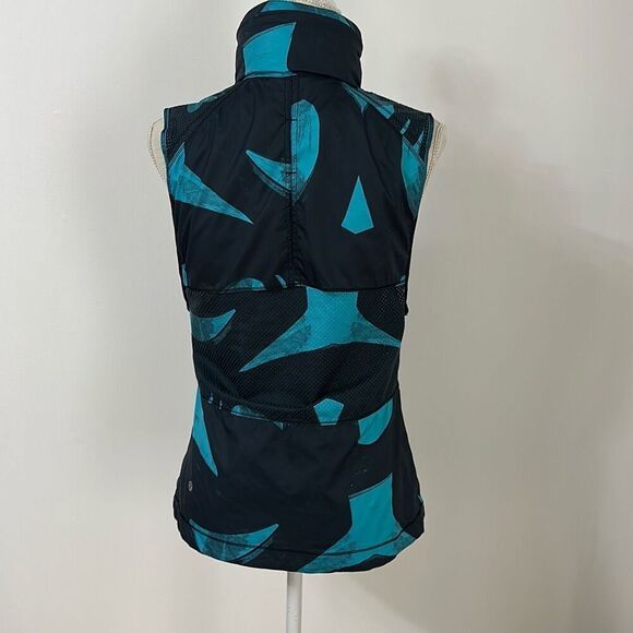 Lululemon Pack It Packable Vest Hidden Hood Blue Black Women’s Size 6 - Picture 3 of 12